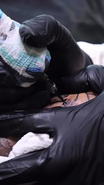Full Circle Tattoo
