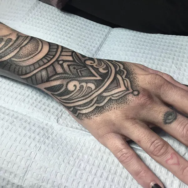 laurajadetattoos
