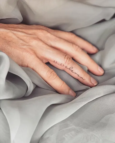 Lettering, Mini