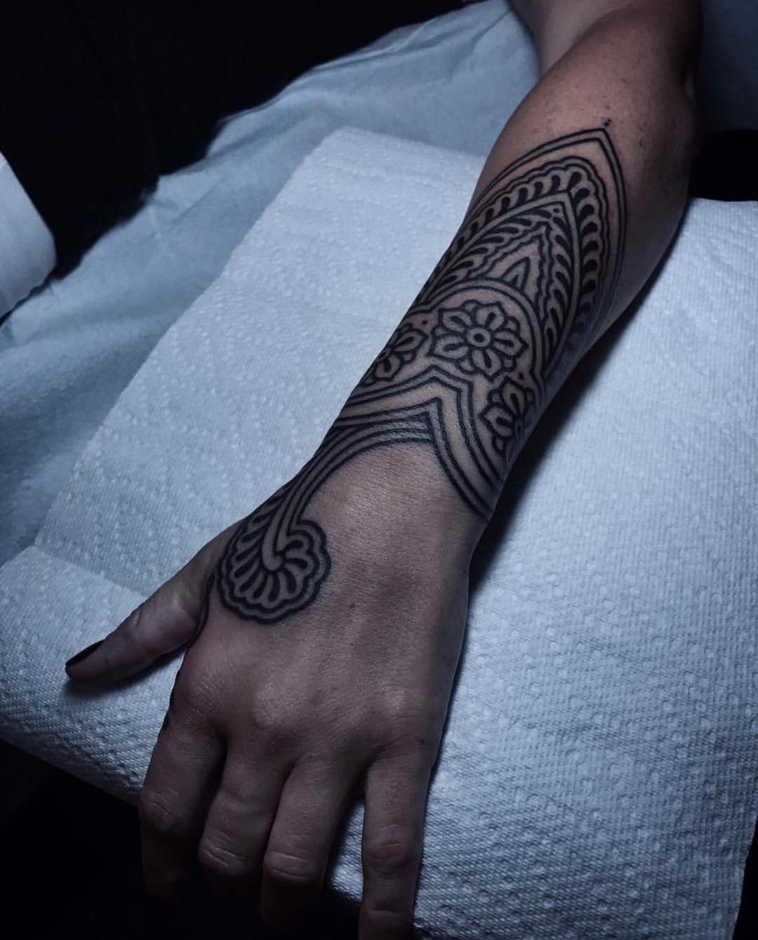 Ink and Dagger Tattoo