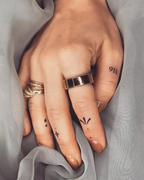 Lettering, Mini