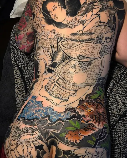 Full Circle Tattoo