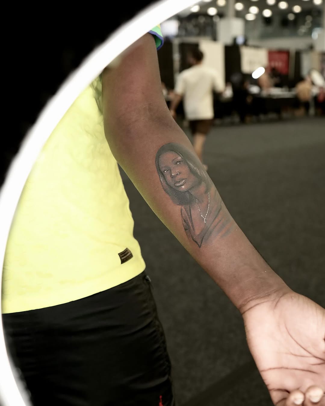 tattooist_bk