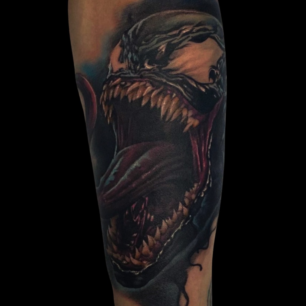 Ink and Dagger Tattoo