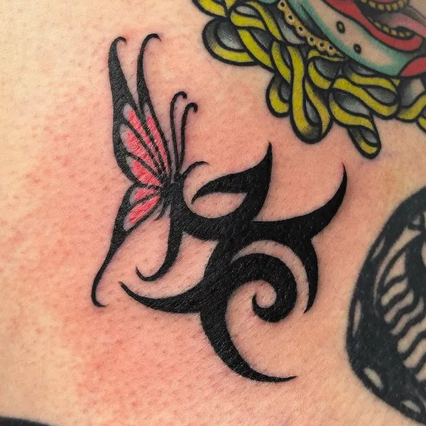 lindseebeetattoo