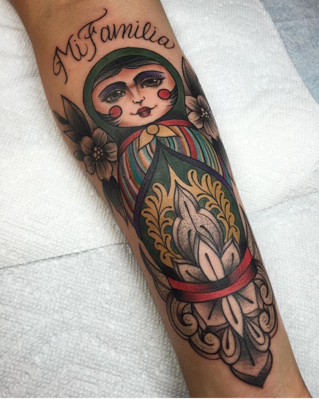 Full Circle Tattoo