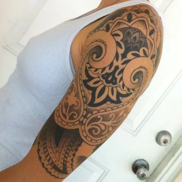 Full Circle Tattoo