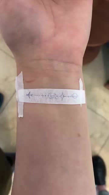 tattooist_arar