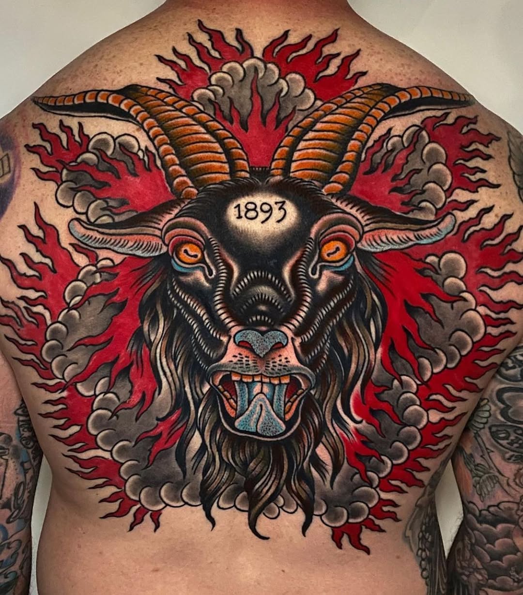 Full Circle Tattoo