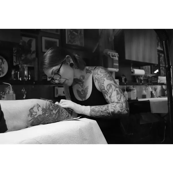 Full Circle Tattoo