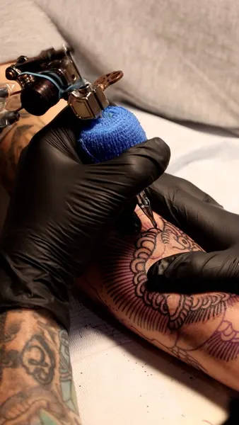 Full Circle Tattoo