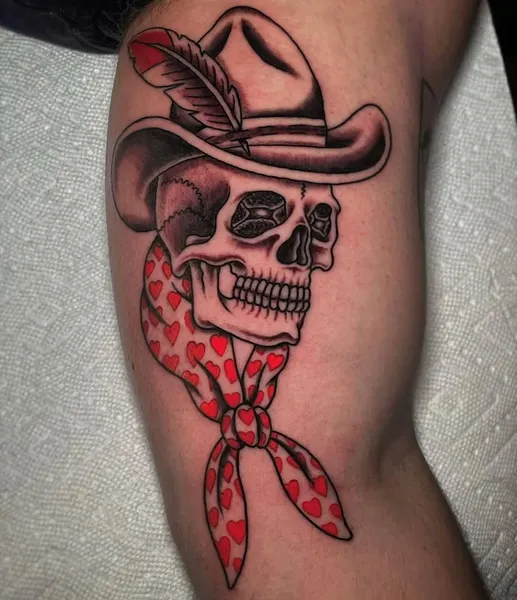 Full Circle Tattoo