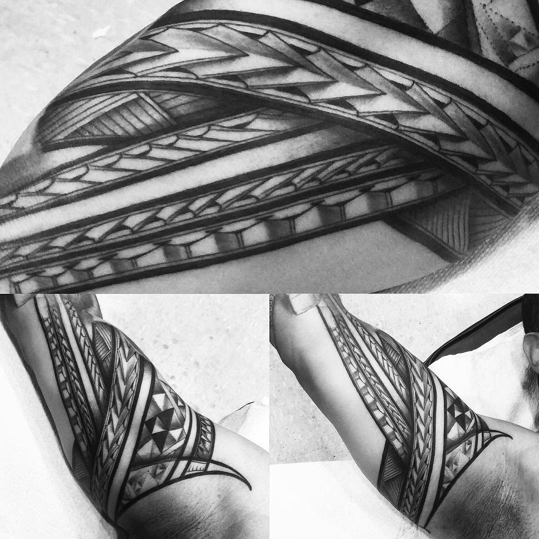 Ink and Dagger Tattoo
