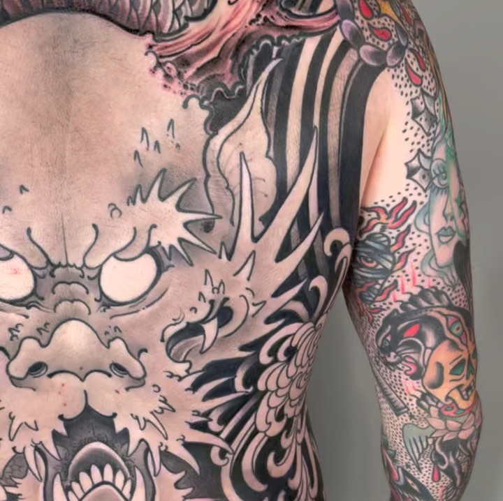 Full Circle Tattoo