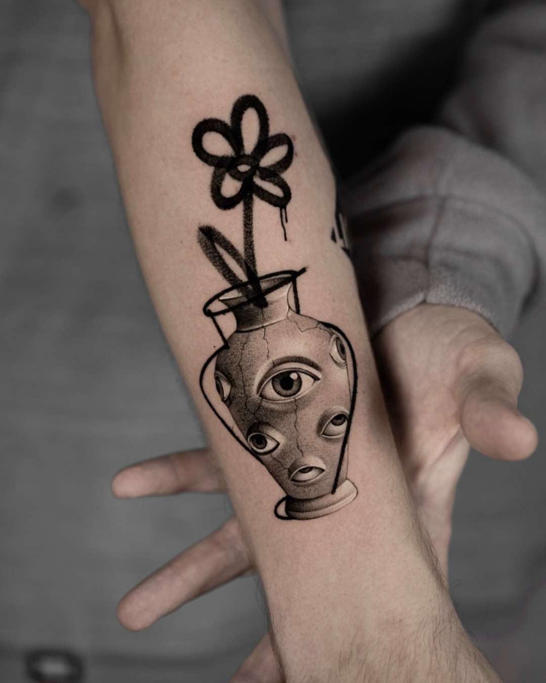 black.minimal.tattoo