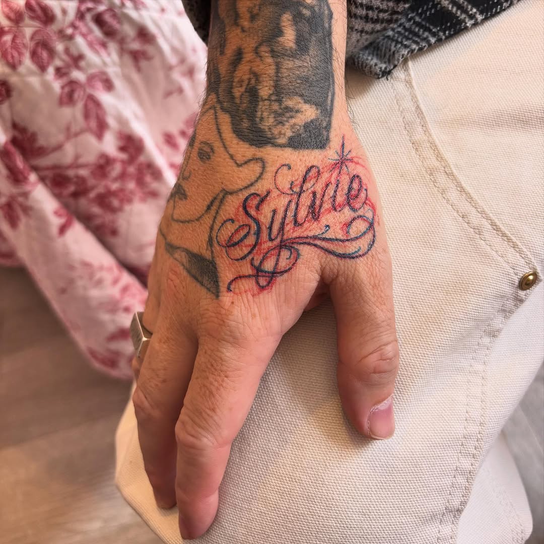 Lettering