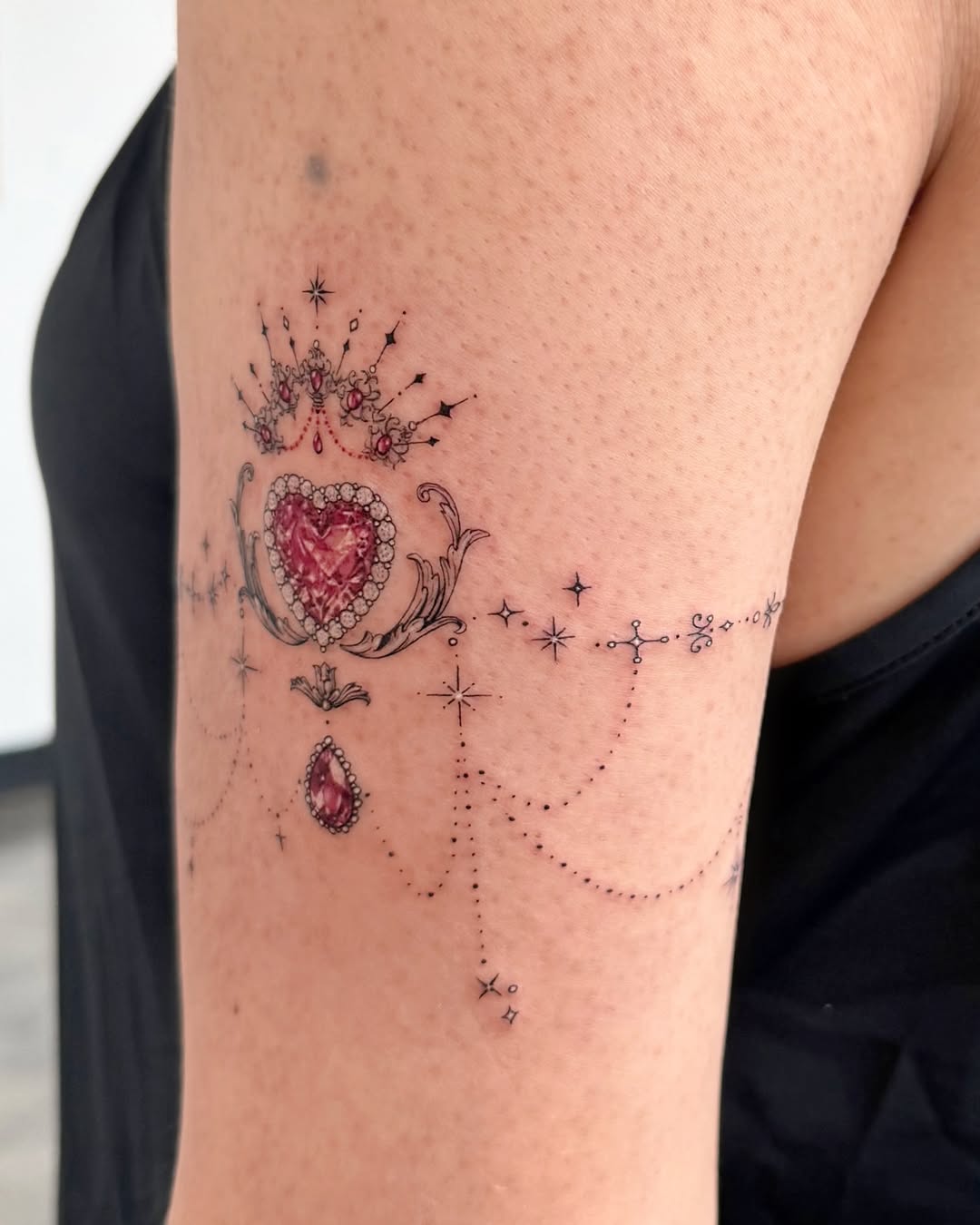 tattooist_solar