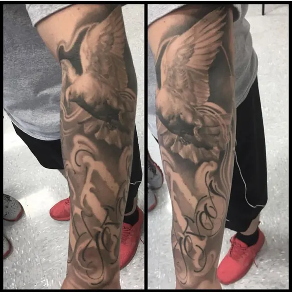 Full Circle Tattoo