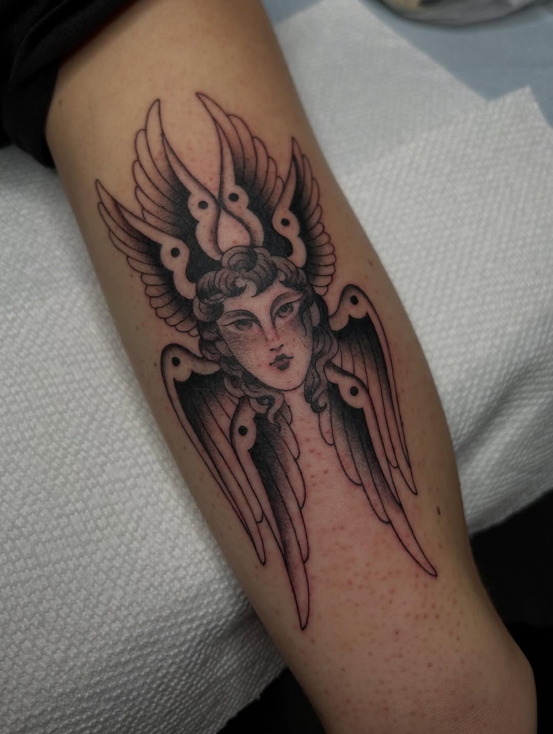 ellentattoos