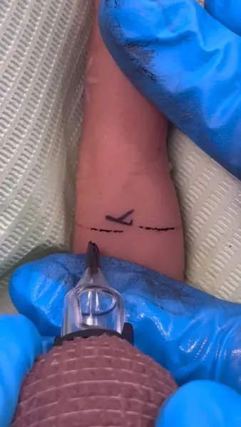 tattooist_arar