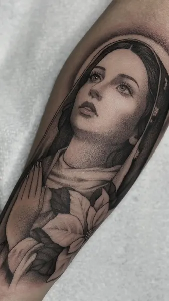 Luna Lucero