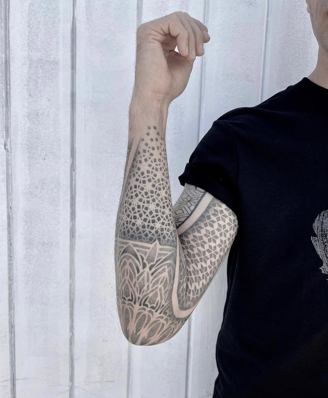 Full Circle Tattoo