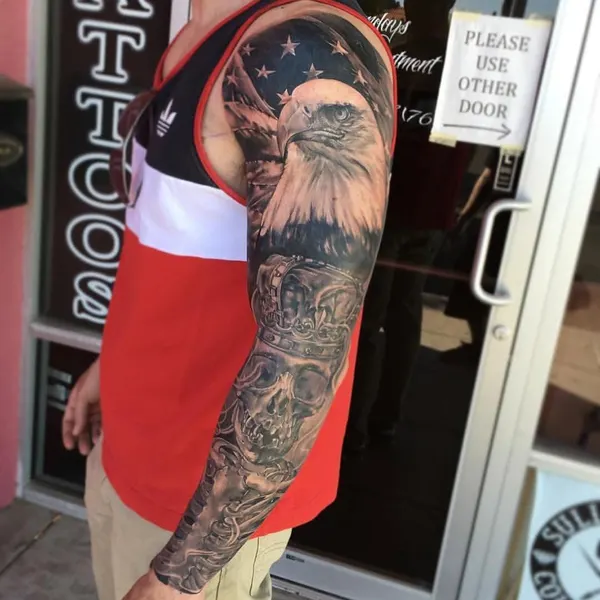 Full Circle Tattoo
