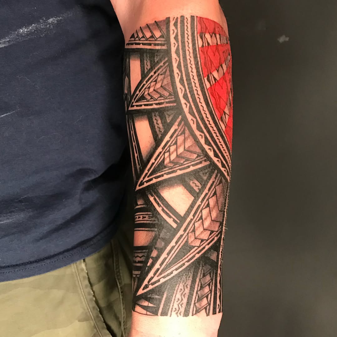 Ink and Dagger Tattoo