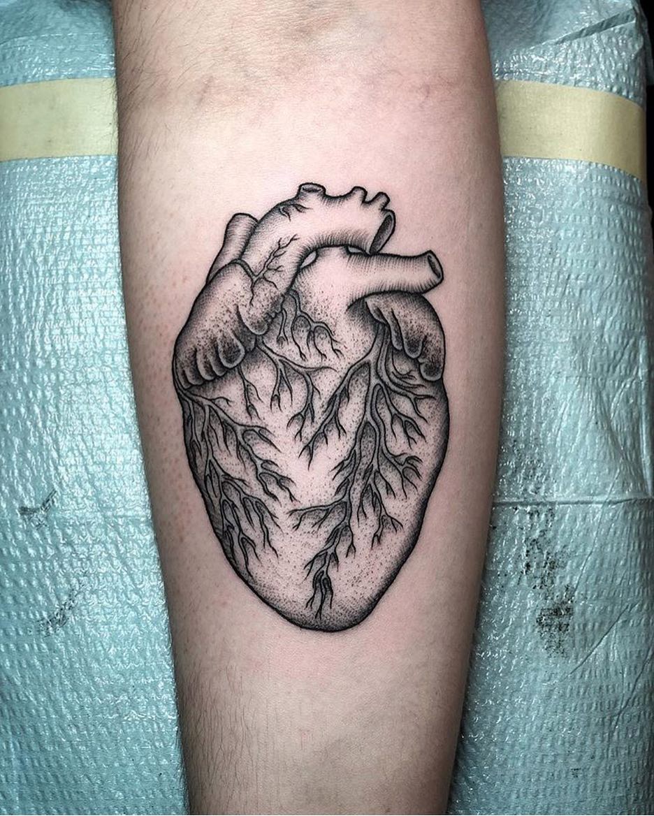 Full Circle Tattoo