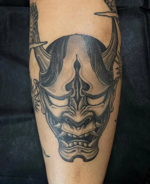 Full Circle Tattoo