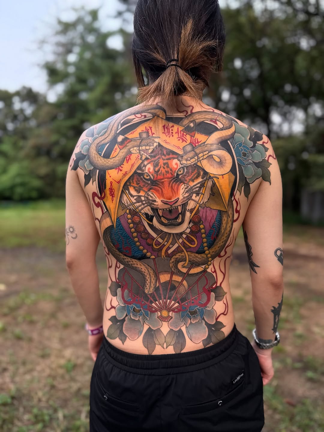 swan_tattooer