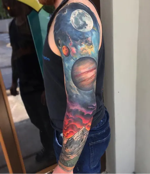 Ink and Dagger Tattoo