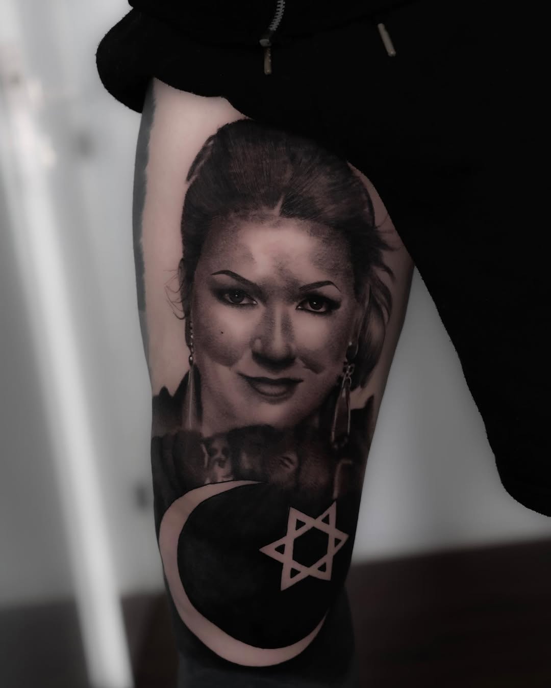 lewis.tattoo