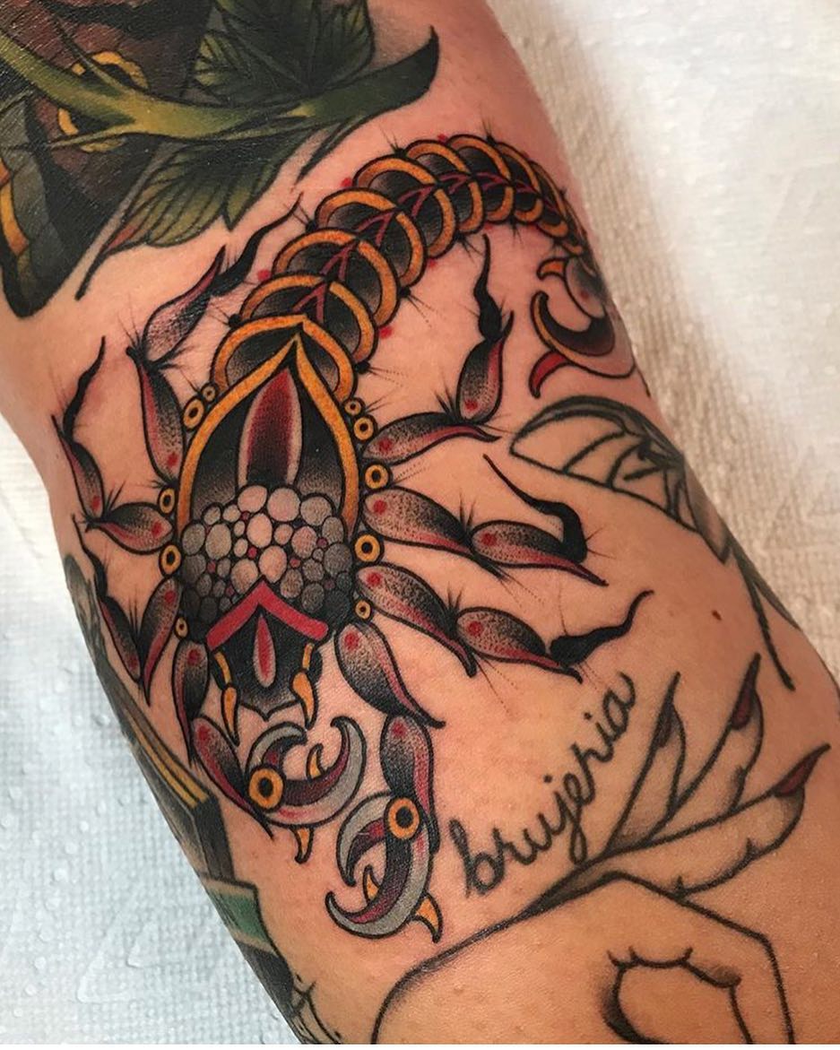 Full Circle Tattoo