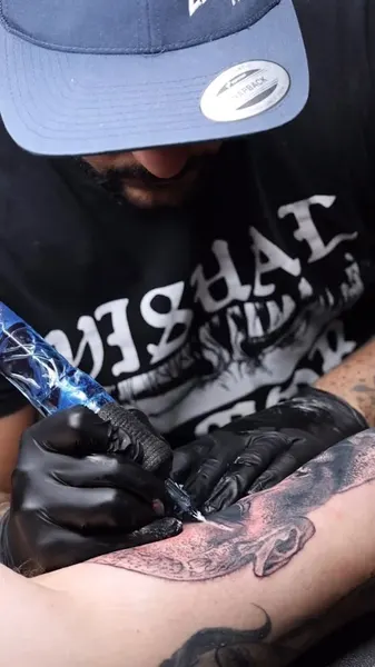 Full Circle Tattoo