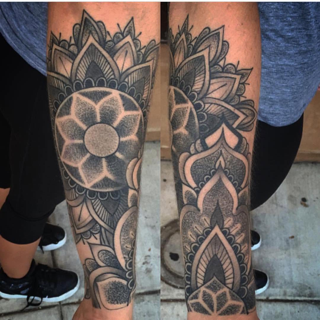 Full Circle Tattoo