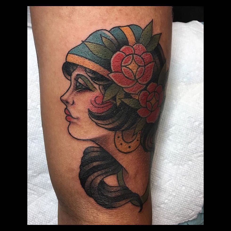 Full Circle Tattoo
