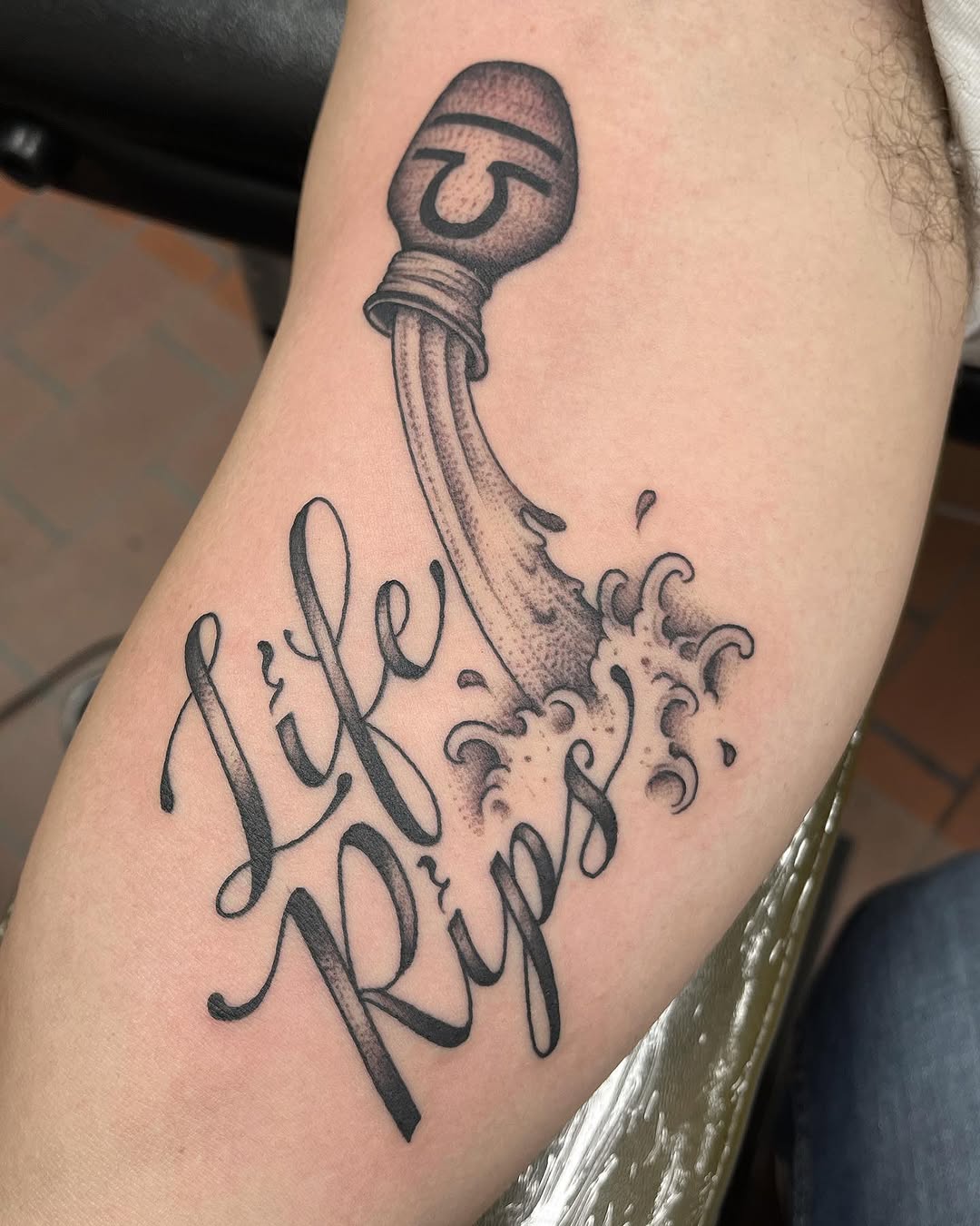 Lettering