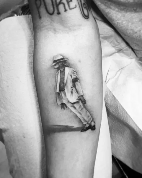 Ink and Dagger Tattoo