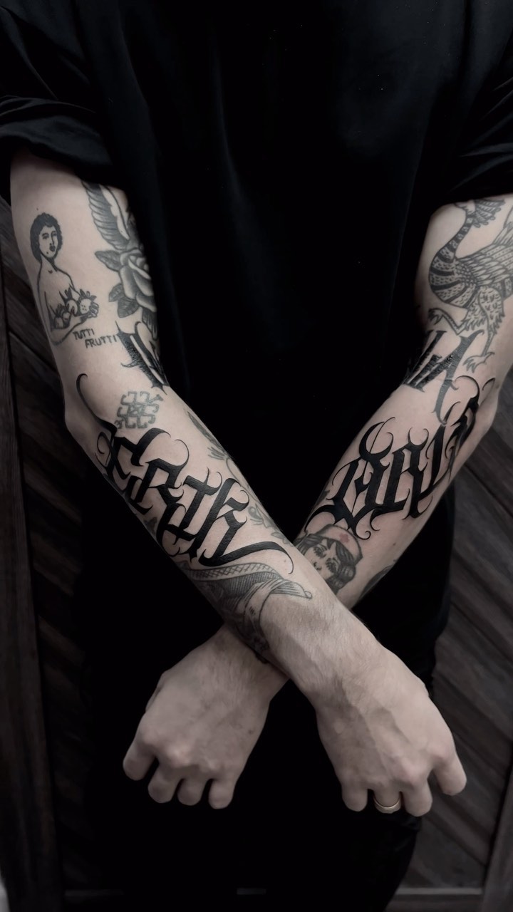 Lettering