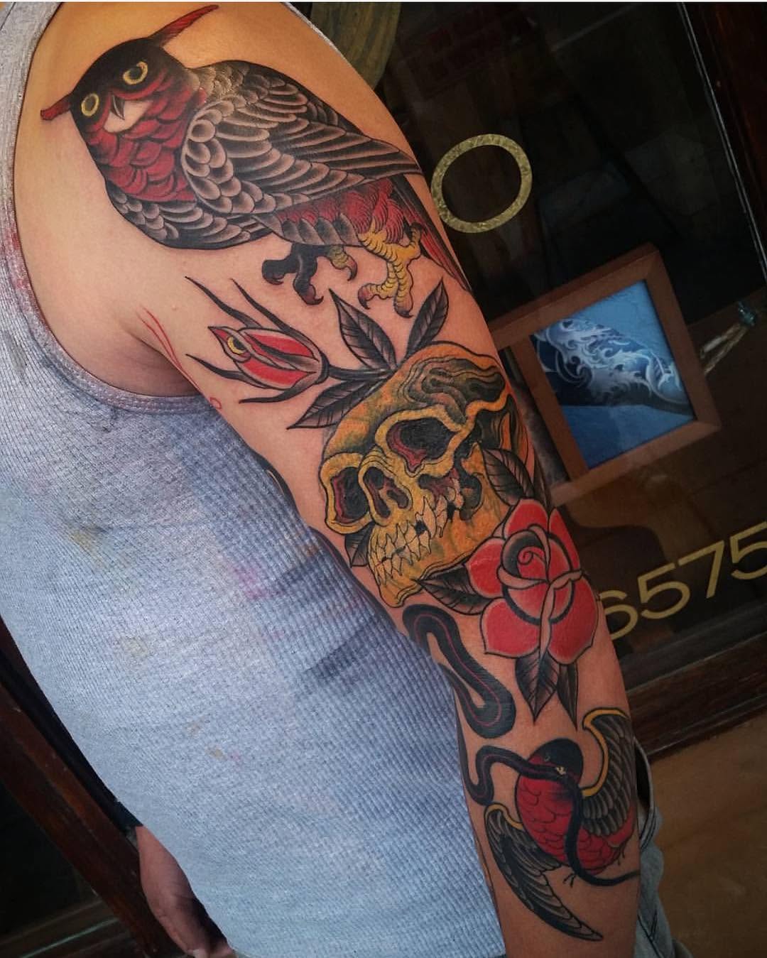 Full Circle Tattoo