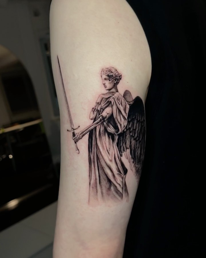 40.tatt