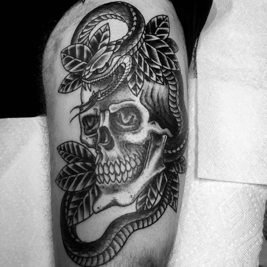 Ink and Dagger Tattoo