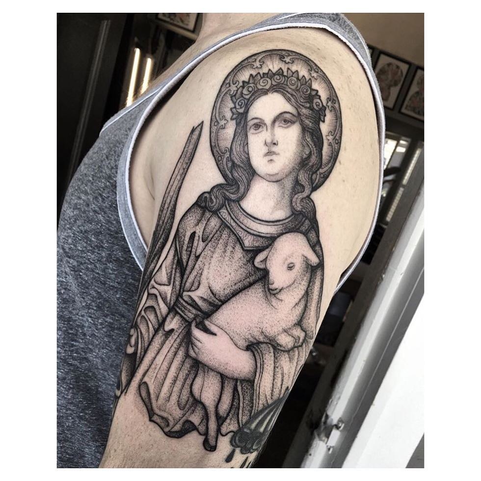 Full Circle Tattoo