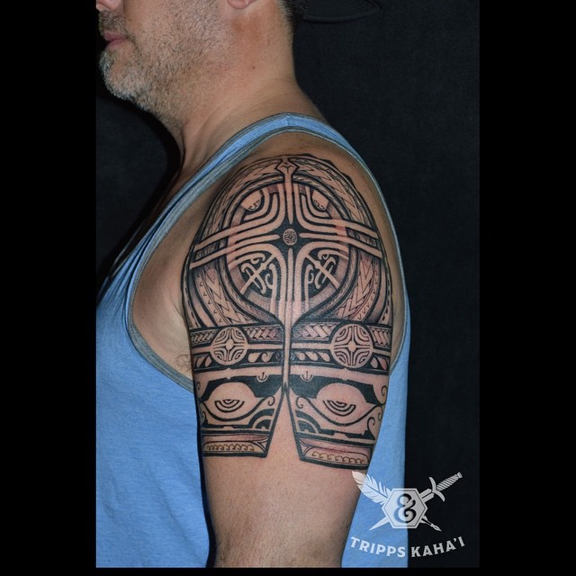 Ink and Dagger Tattoo