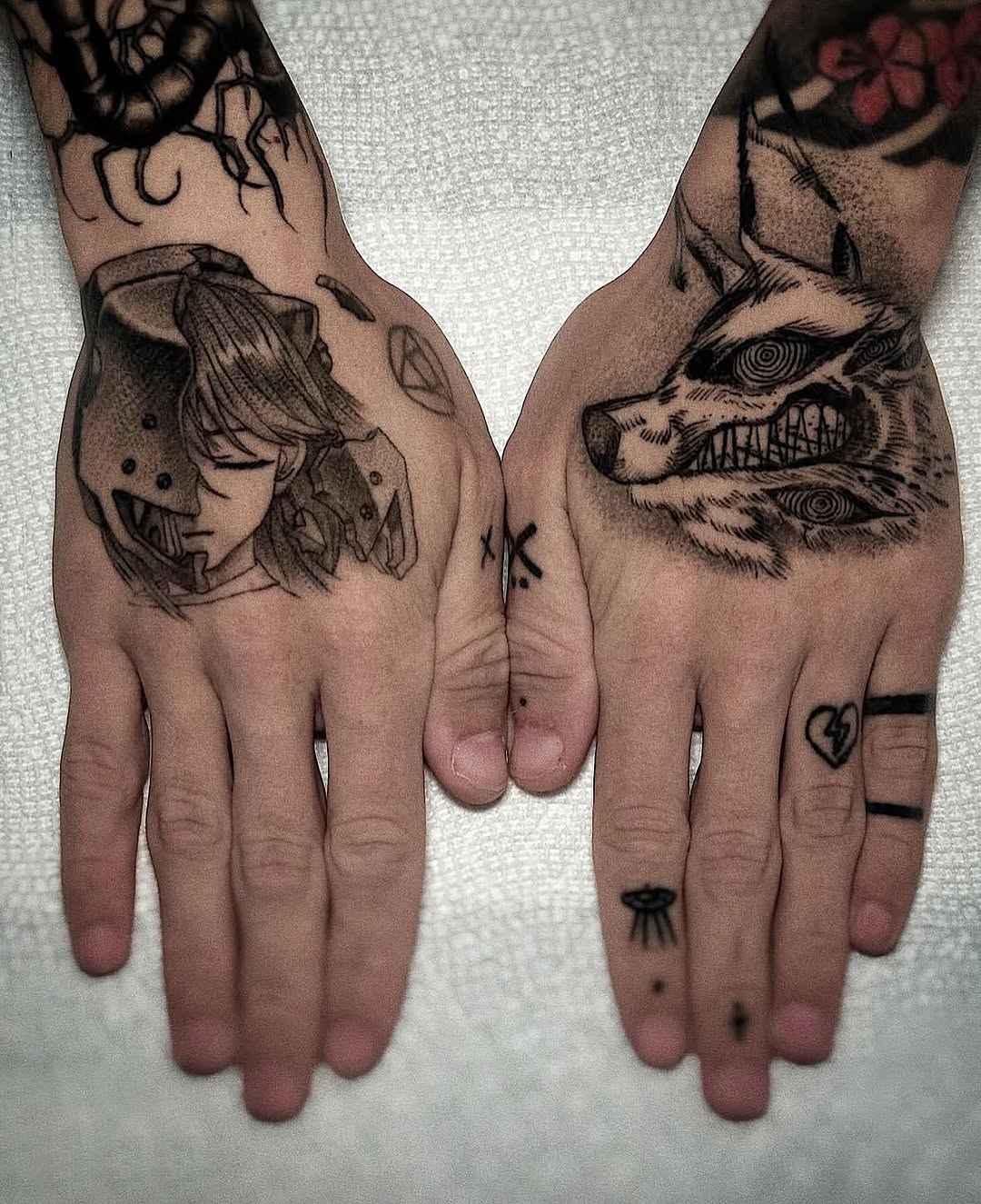 Full Circle Tattoo