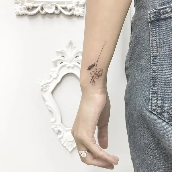 Flower, Lettering, 단검, 해태, 염소자리, 양면성