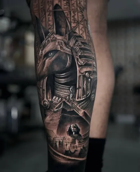 Full Circle Tattoo