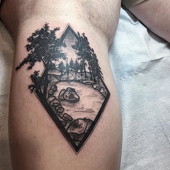Ink and Dagger Tattoo