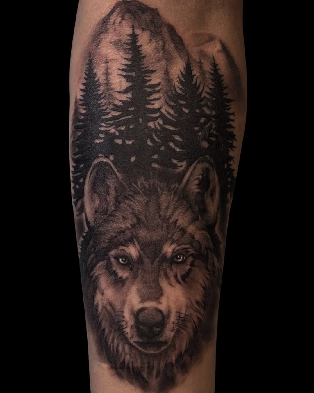 Ink and Dagger Tattoo